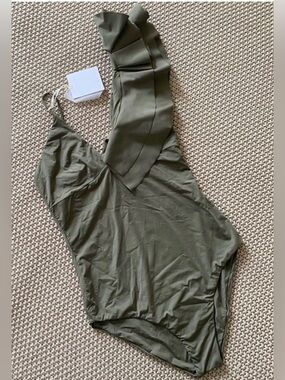 Maygel Coronel One Piece Ruffle Shoulder Swim One Size NWT Green Tasi Pesto